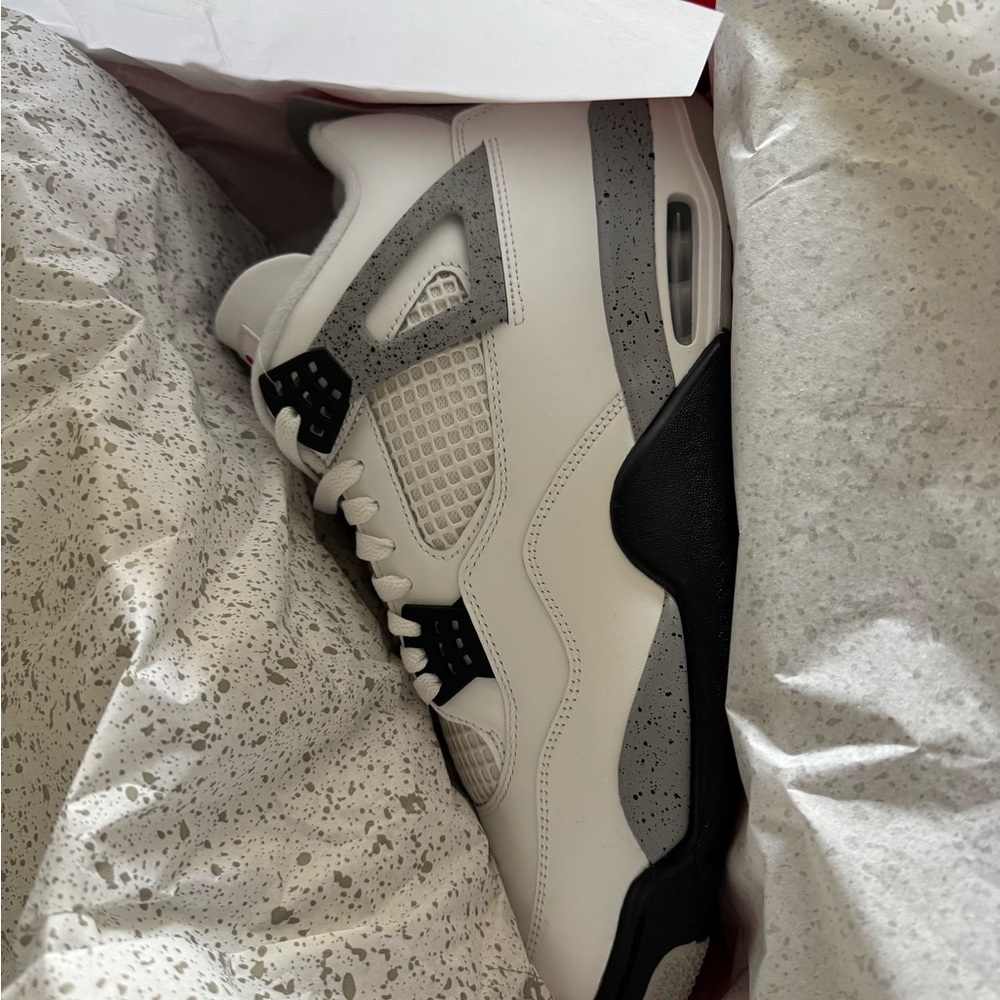 Jordan Air Jordan 4 White and Black Sneakers - Picture 2 of 3